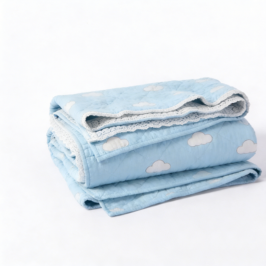 Blue Cloud Print Lace Blanket