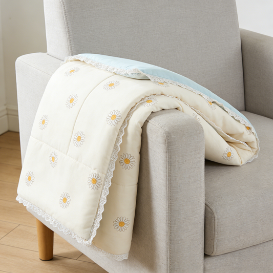 Cream Daisy Reversible Comforter