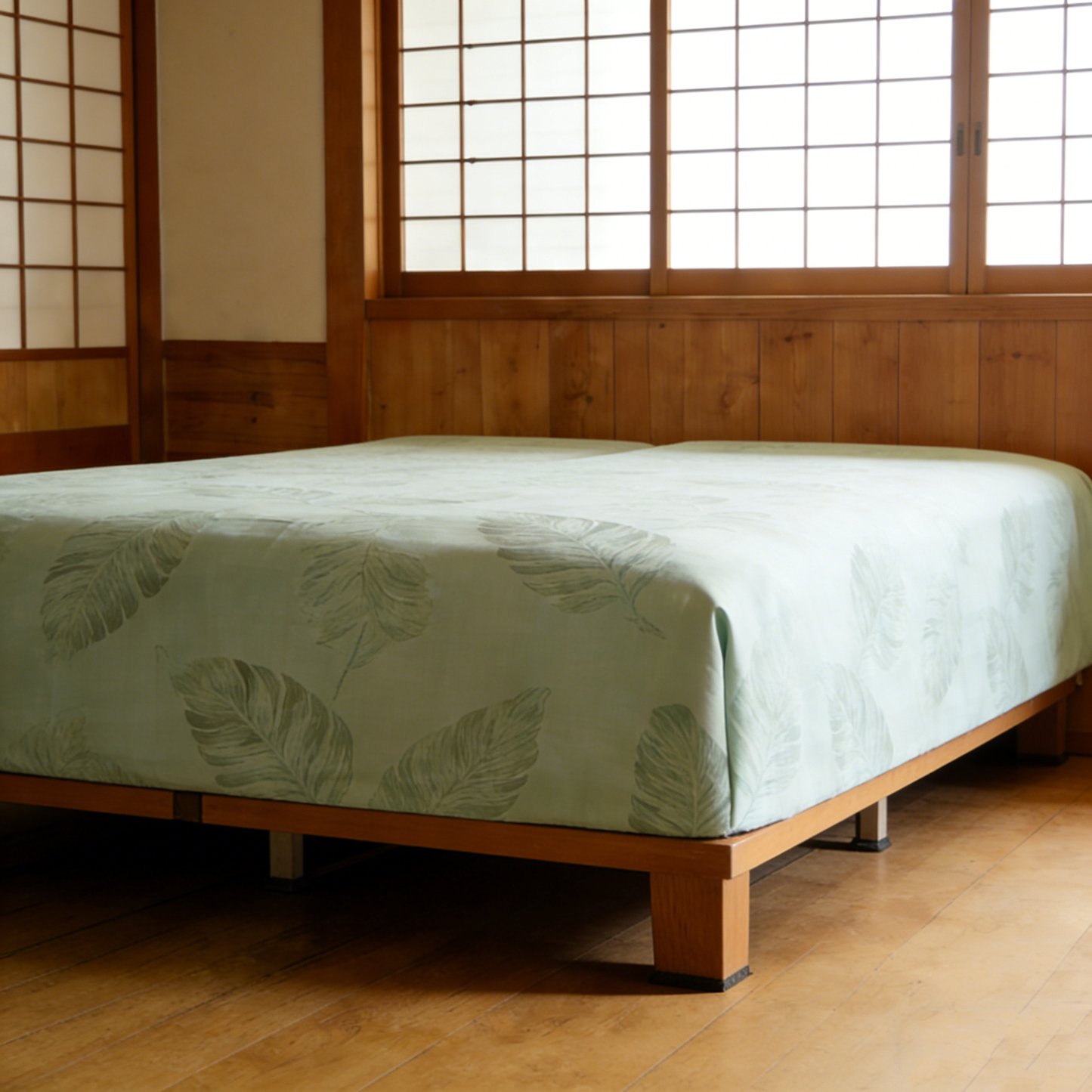 Mint Leaf Print Bed Set